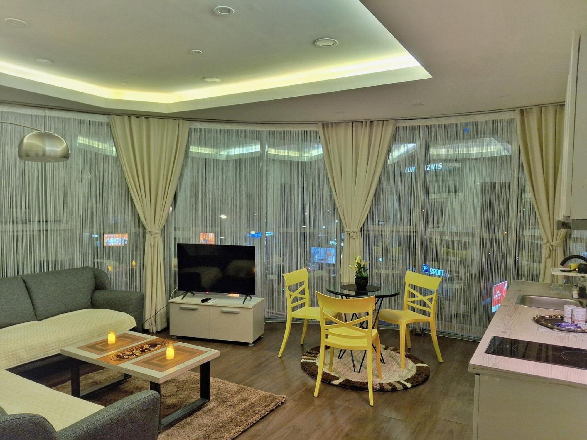 Urban Vibe Apartments Скопье Экстерьер фото